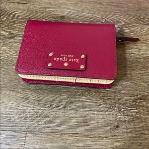 Kate Spade Cara Wallet Red Plum